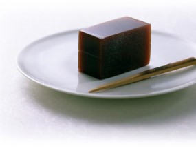 黒豆茶羊羹　寛永堂