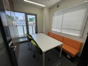 秋葉原のレンタルオフィス「天翔オフィス神田」会議室